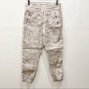 Athleta Cabo Tide Linen Jogger Pants Camo Size 8 Athleisure Casual Vacation